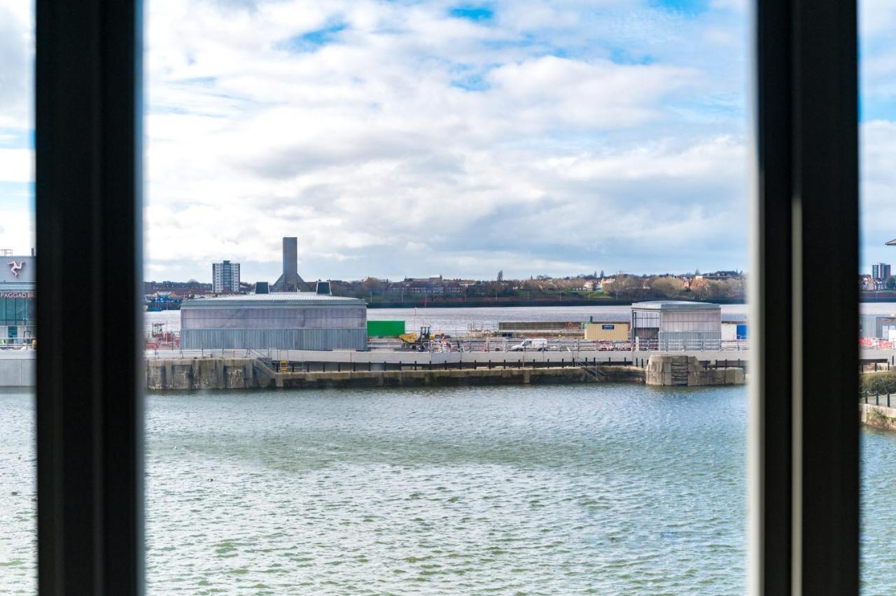 Host & Stay - Waterfront View Liverpool Exteriör bild